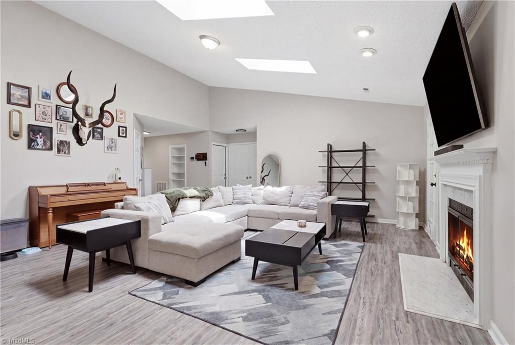 4110 Appleton Road Greensboro, NC 27405 - Photo 9 of 38 Gallery Image 9