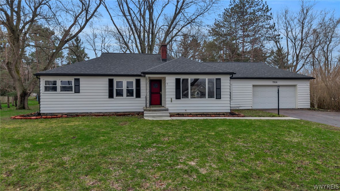 7531 Quaker Road Orchard Park, NY 14127 - Photo 1 of 1