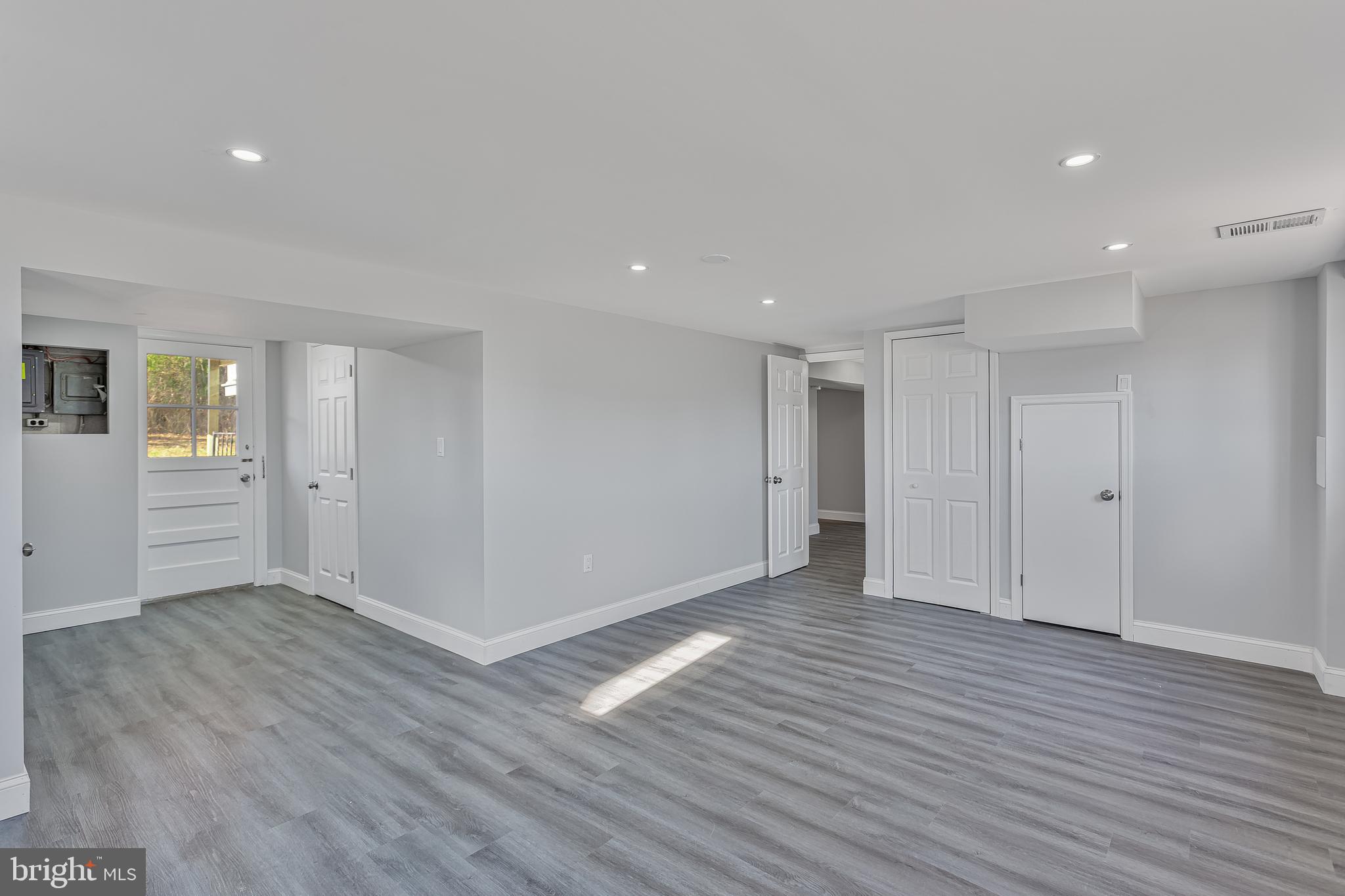 1338 Middleford Road Catonsville, MD 21228 - Photo 26 of 35