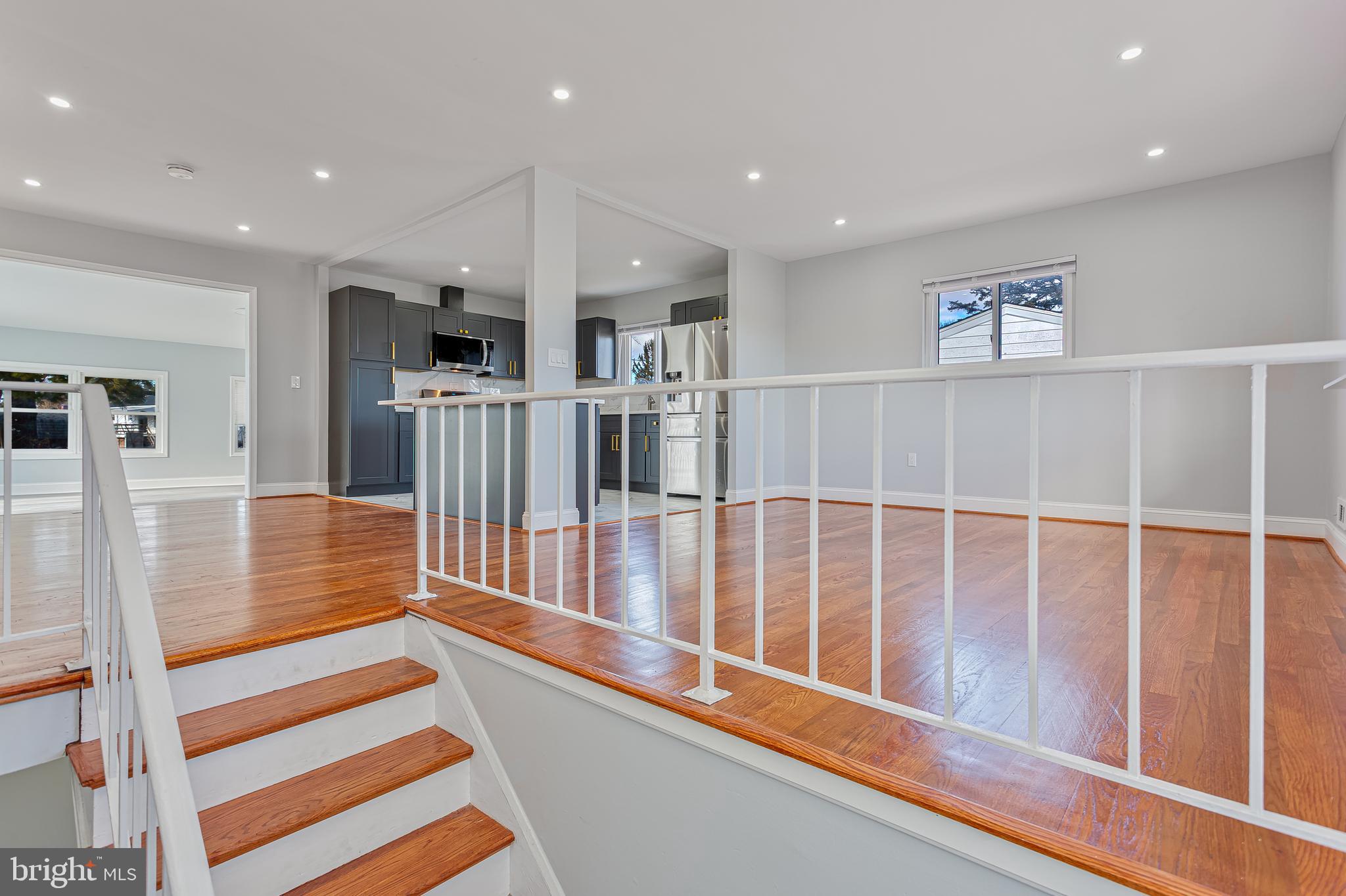 1338 Middleford Road Catonsville, MD 21228 - Photo 4 of 35