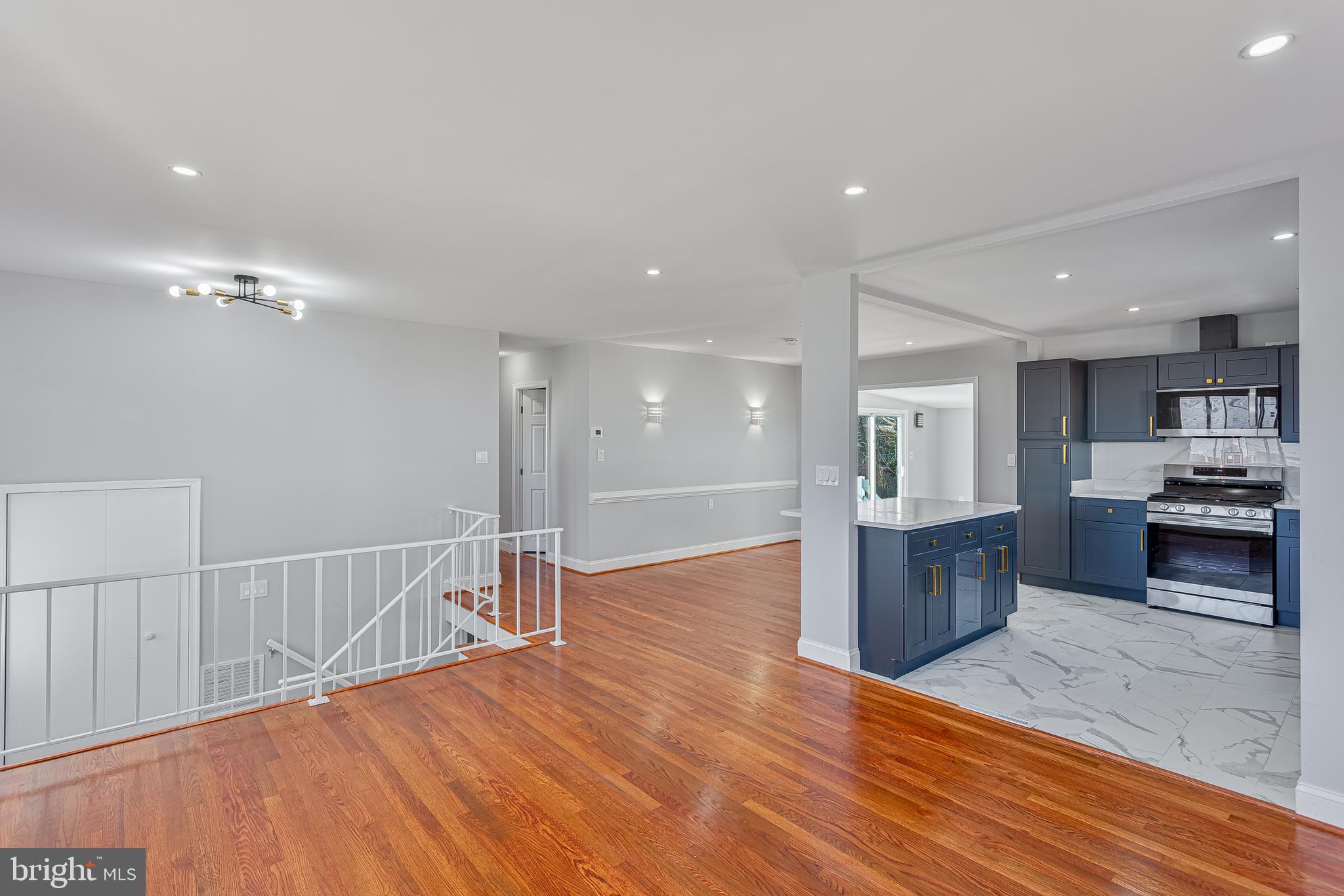 1338 Middleford Road Catonsville, MD 21228 - Photo 6 of 35