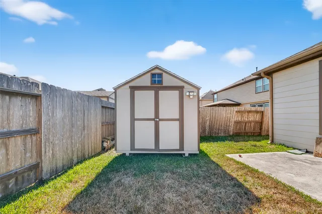 $2,500 | 3509 Pentland Downs Street, Pearland, TX 77584