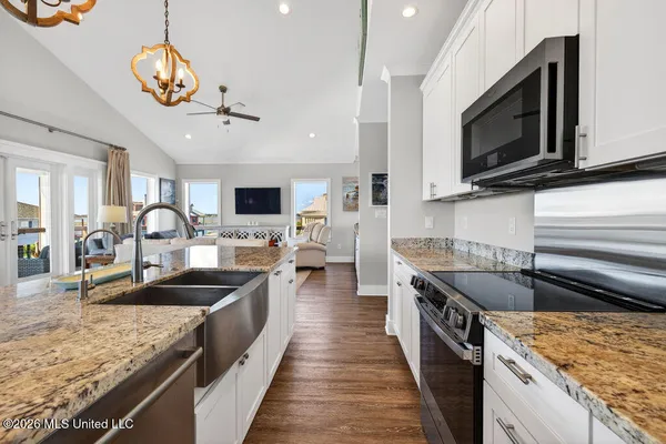 $720,000 | 96 Fiber Street, Bay St. Louis, MS 39520