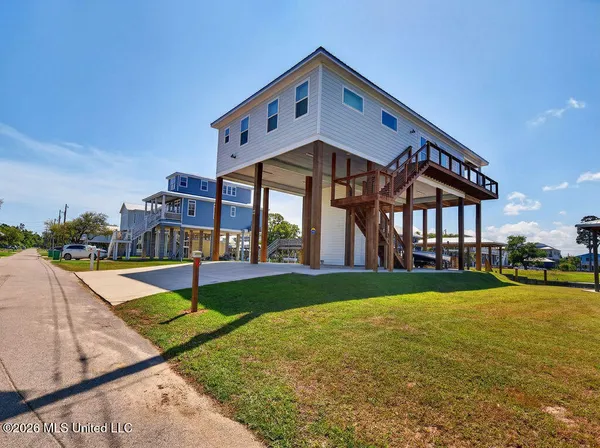 $720,000 | 96 Fiber Street, Bay St. Louis, MS 39520