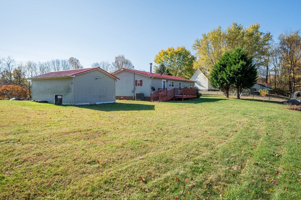 245 Ridgetop Drive Rural Retreat, VA 24368 - Photo 39 of 56 Gallery Image 39