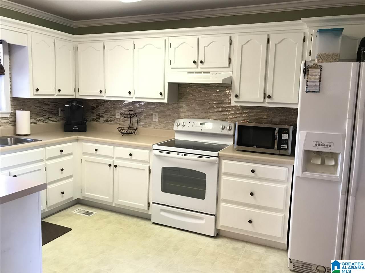904 Ransome Drive Oneonta, AL 35121 - Photo 19 of 33