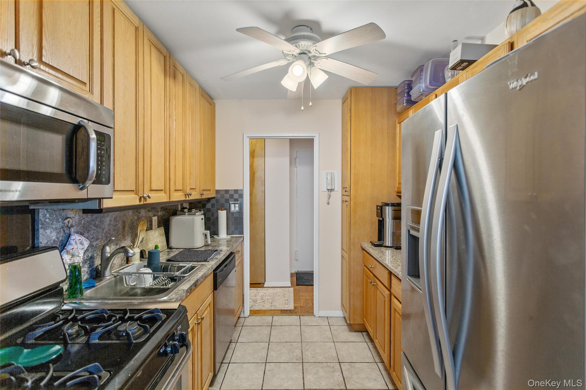 420 Shore Road, Unit 5E Long Beach, NY 11561 - Photo 12 of 32