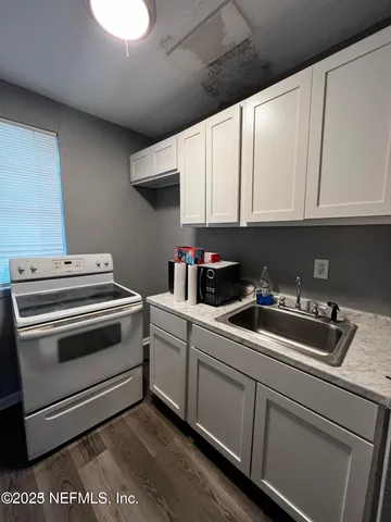 $440,000 | 1778 Spires Avenue, Jacksonville, FL 32209