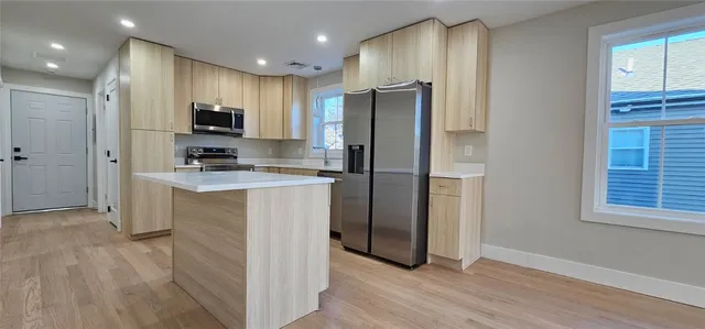 $2,550 | 137 Stanwood Street, Providence, RI 02907
