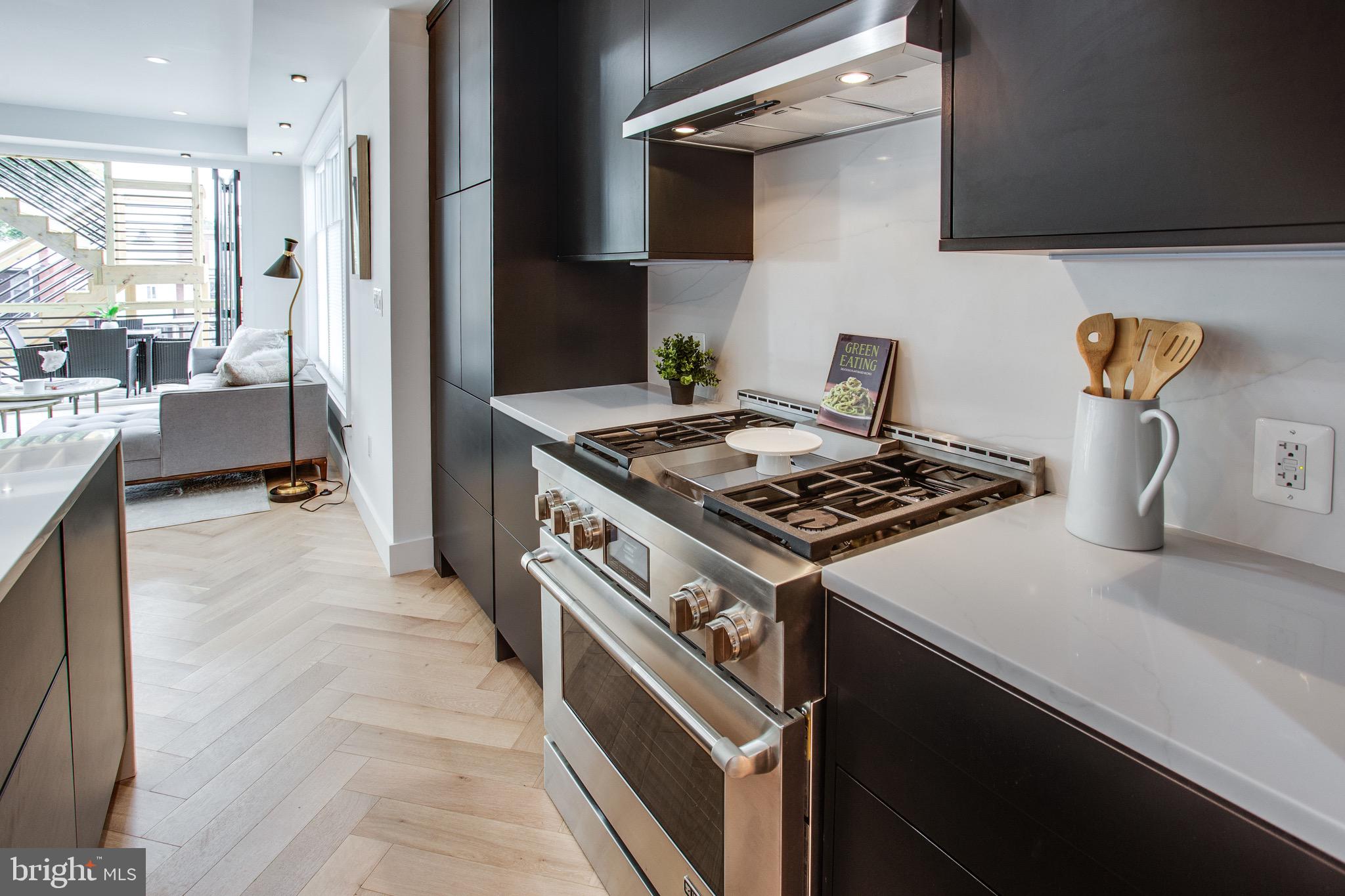 22 Bryant Street Northwest, Unit 3 Washington, DC 20001 - Photo 8 of 42 Jenn-Air Appliance Suite