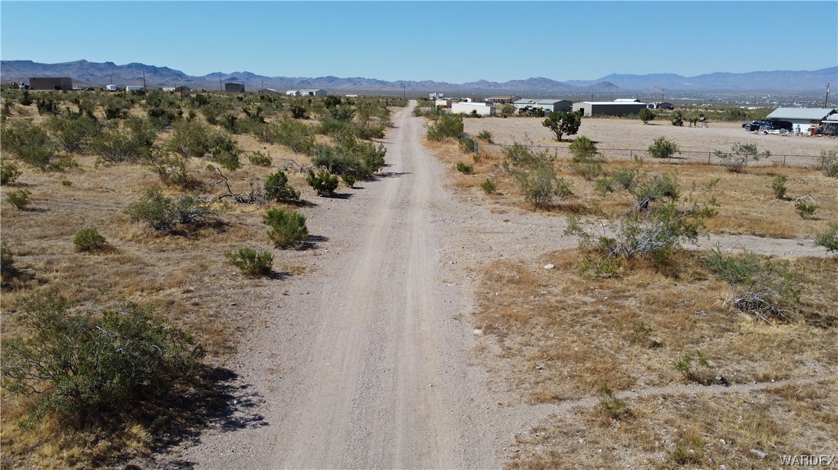 1885 Greer Road Golden Valley, AZ 86413 - Photo 11 of 16 a view of lake and mountain