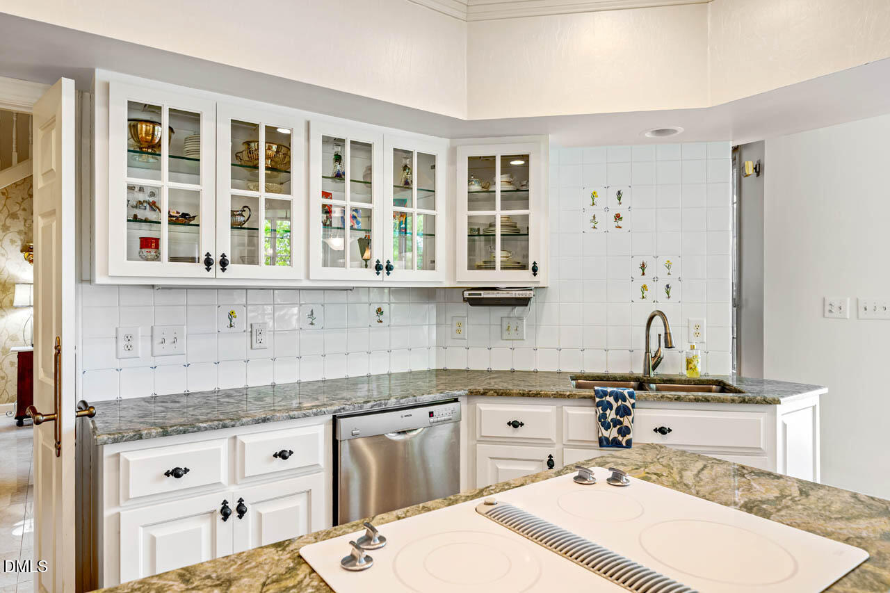 204 Cedar Ridge Way Durham, NC 27705 - Photo 20 of 57 204CedarRidgeWay-044
