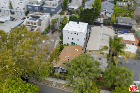 $2,100,000 | 563 Westminster Avenue, Venice, CA 90291