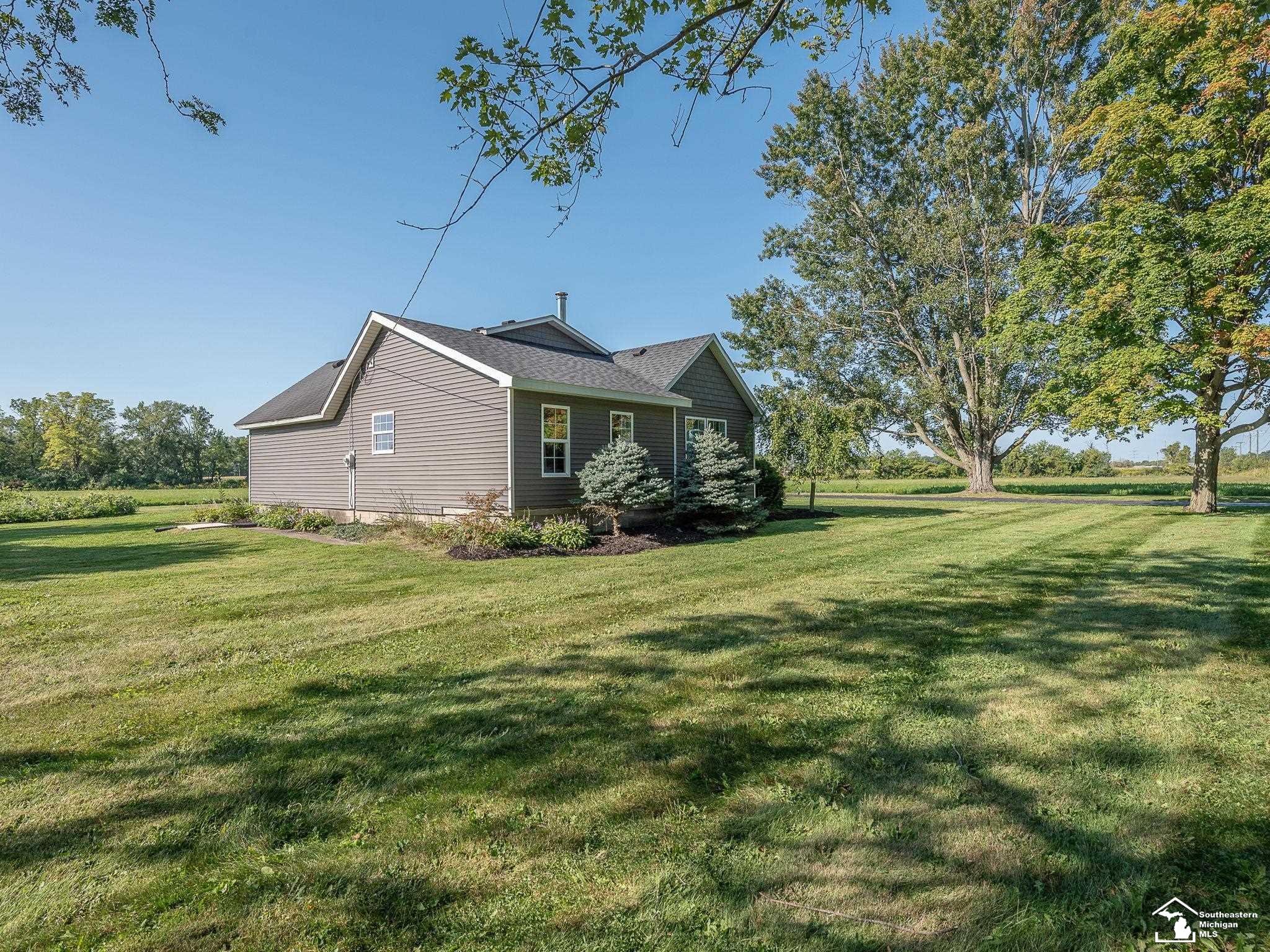 6274 Willow Road Milan, MI 48160 - Photo 2 of 40 50154682-9e4ba649-b08d-4fef-907d-ef9be7e9f991.JPG