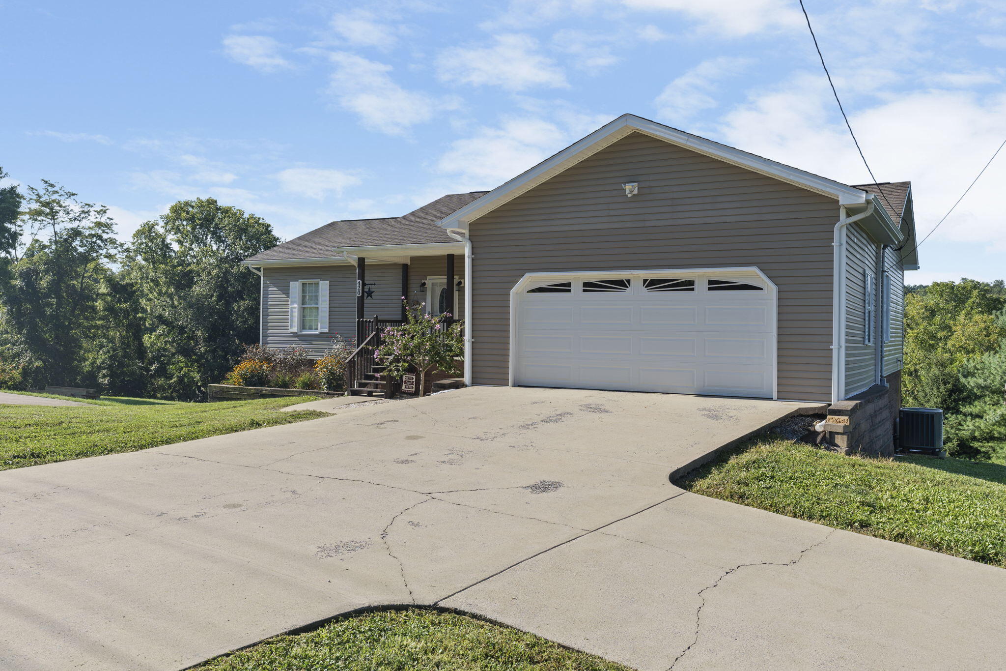 420 Spring Street Jonesborough, TN 37659 - Photo 3 of 34 31-web-or-mls-DSC06154