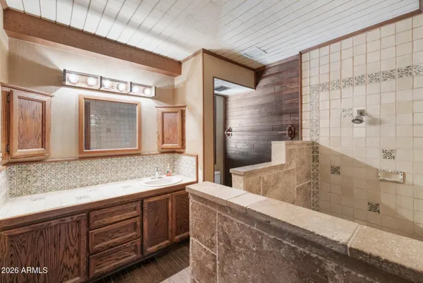 $1,250,000 | 14 East Orangewood Avenue, Phoenix, AZ 85020