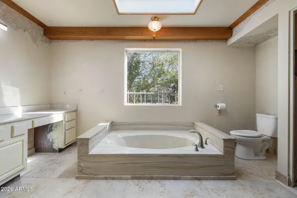 $1,250,000 | 14 East Orangewood Avenue, Phoenix, AZ 85020