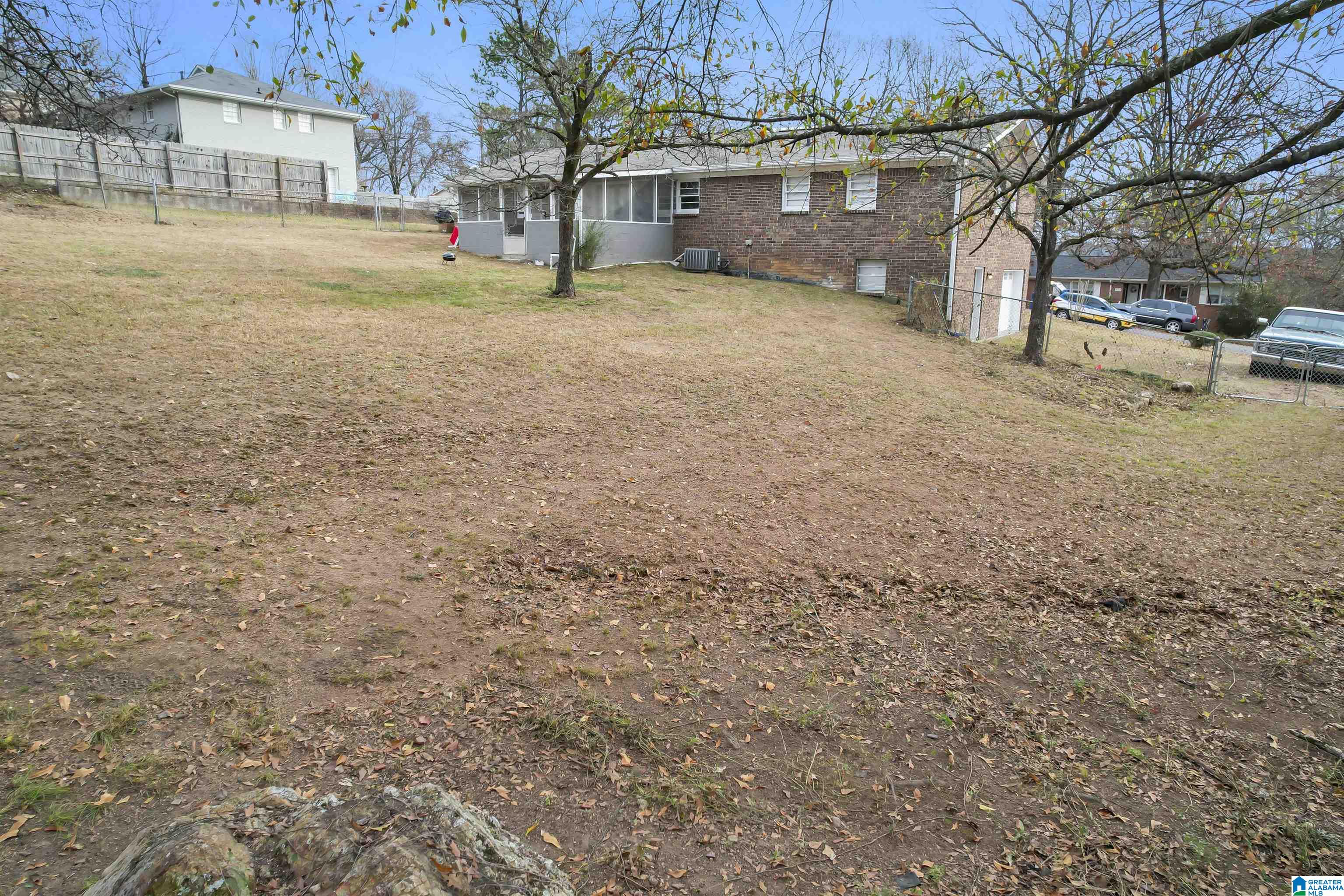 835 Burning-Tree Trail Alabaster, AL 35007 - Photo 7 of 37