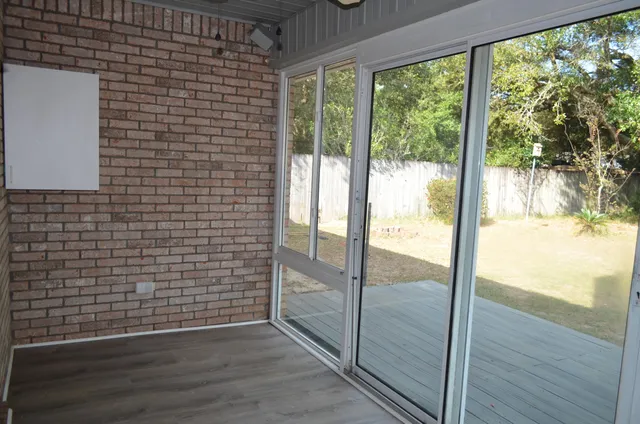 $2,200 | 118 Meadow Woods Lane, Niceville, FL 32578