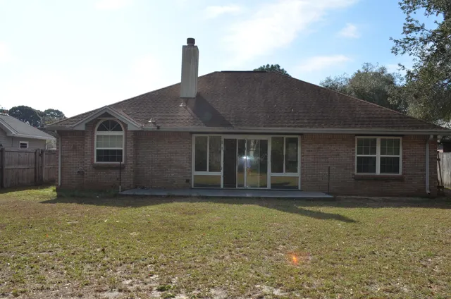 $2,200 | 118 Meadow Woods Lane, Niceville, FL 32578