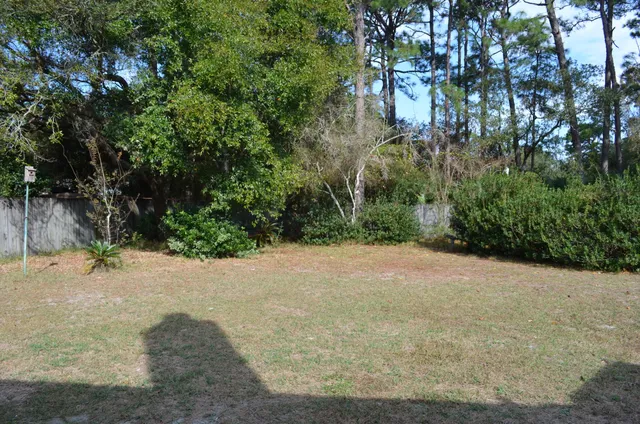 $2,200 | 118 Meadow Woods Lane, Niceville, FL 32578