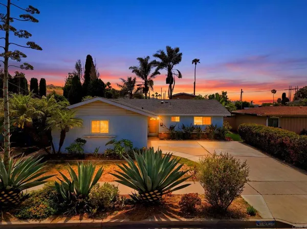 $775,000 | 127 Flamingo Drive, Oceanside, CA 92054