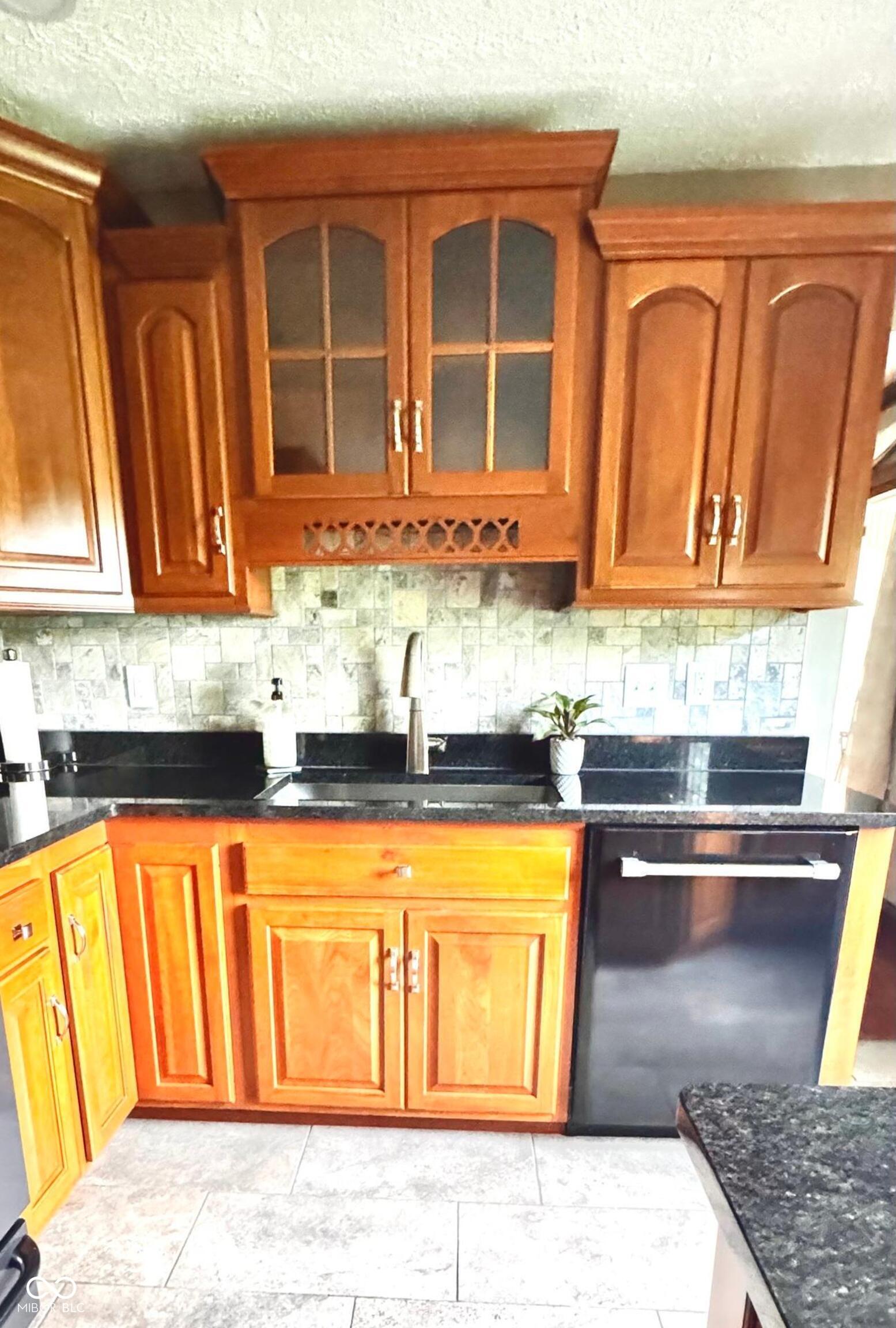 3559 Liberty Meadows Road Plainfield, IN 46168 - Photo 12 of 62