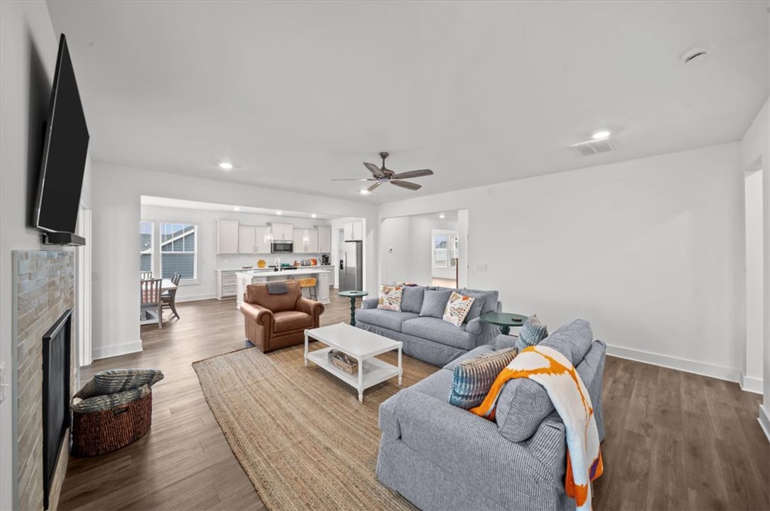 214 Maverick Trail Central, SC 29630 - Photo 14 of 50