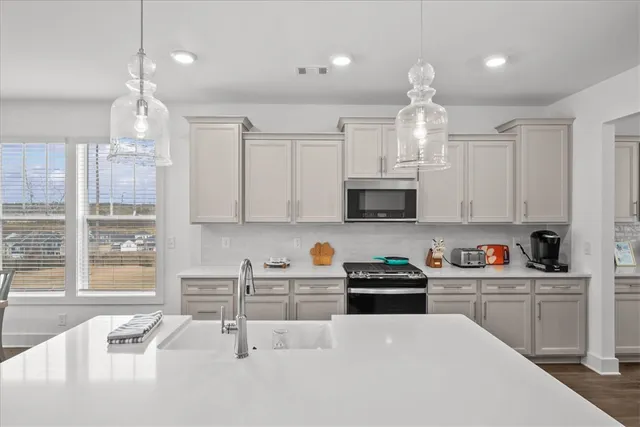 $750,000 | 214 Maverick Trail, Central, SC 29630