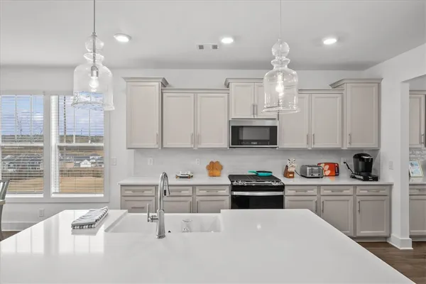 $720,900 | 214 Maverick Trail, Central, SC 29630