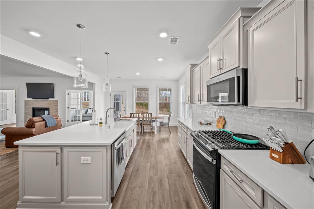 214 Maverick Trail Central, SC 29630 - Photo 23 of 50