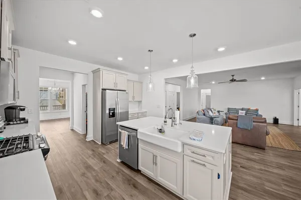 $720,900 | 214 Maverick Trail, Central, SC 29630