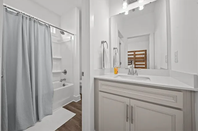 $739,900 | 214 Maverick Trail, Central, SC 29630