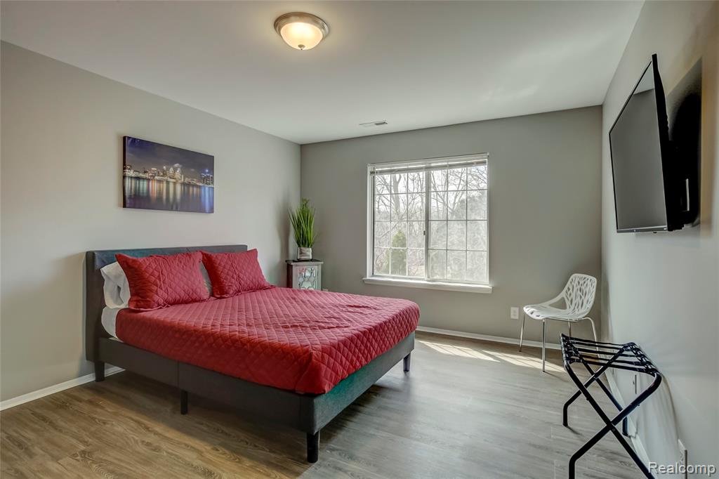 32023 West 14 Mile Road, Unit 103 Farmington Hills, MI 48334 - Photo 11 of 14