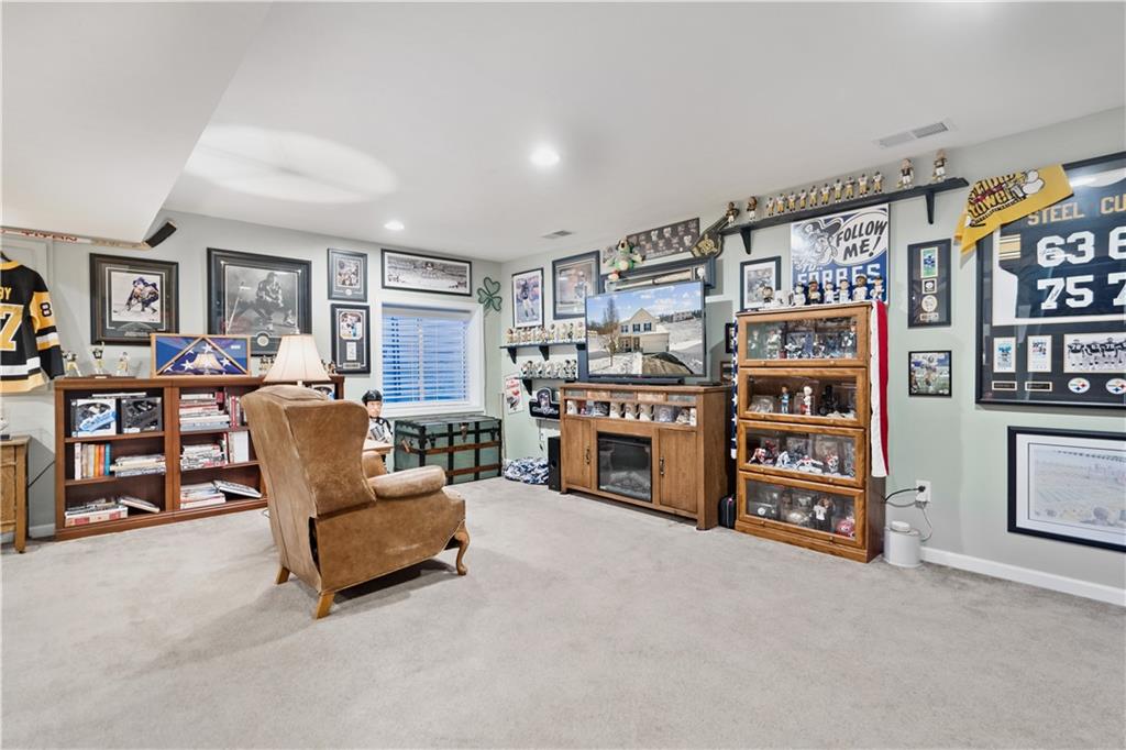 142 Chestnut Ridge Drive Beaver Falls, PA 15010 - Photo 21 of 25