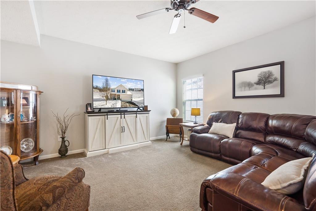 142 Chestnut Ridge Drive Beaver Falls, PA 15010 - Photo 4 of 25
