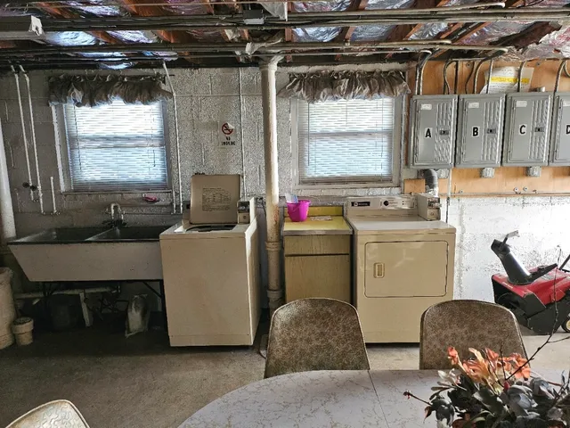 $1,600 | 1303 East 31st Street, Unit C, La Grange Park, IL 60526