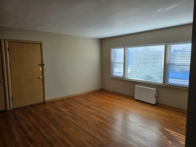 $1,600 | 1303 East 31st Street, Unit C, La Grange Park, IL 60526