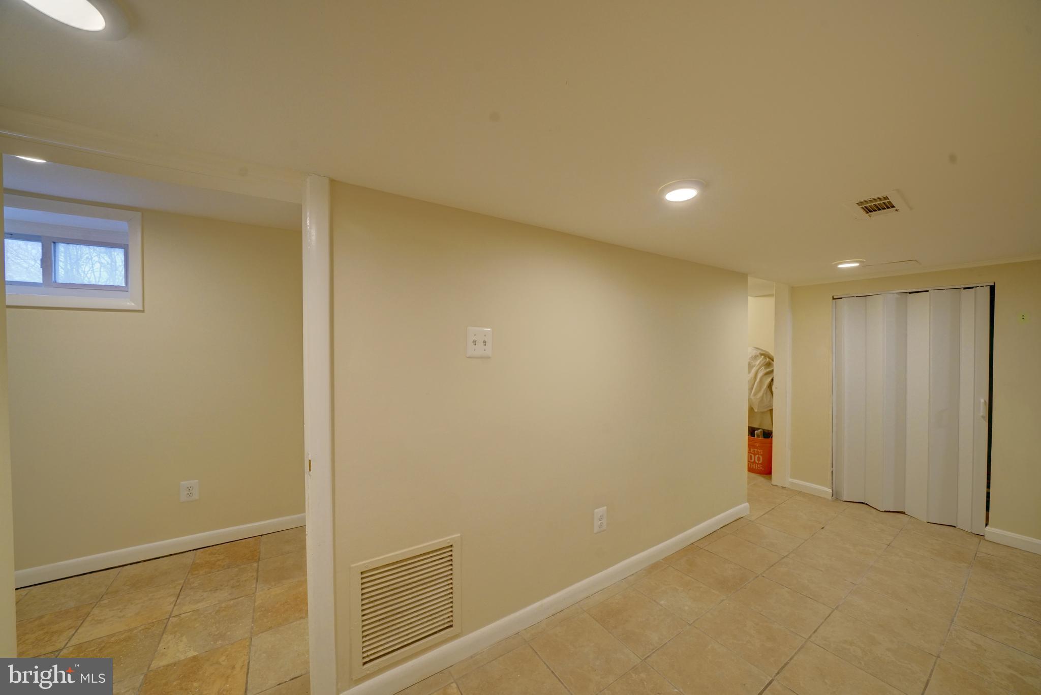 9618 Dilston Road Silver Spring, MD 20903 - Photo 30 of 57