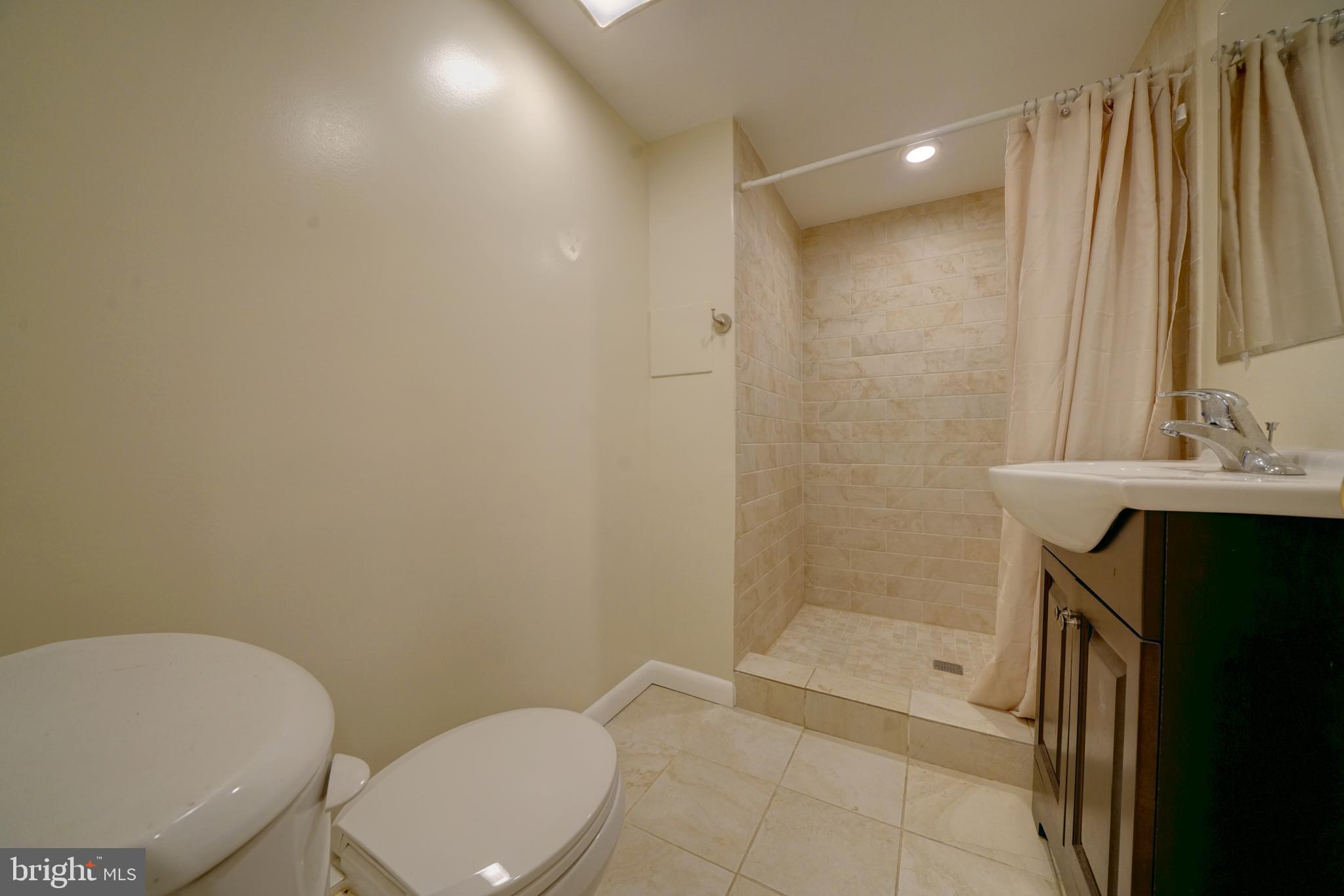 9618 Dilston Road Silver Spring, MD 20903 - Photo 35 of 57