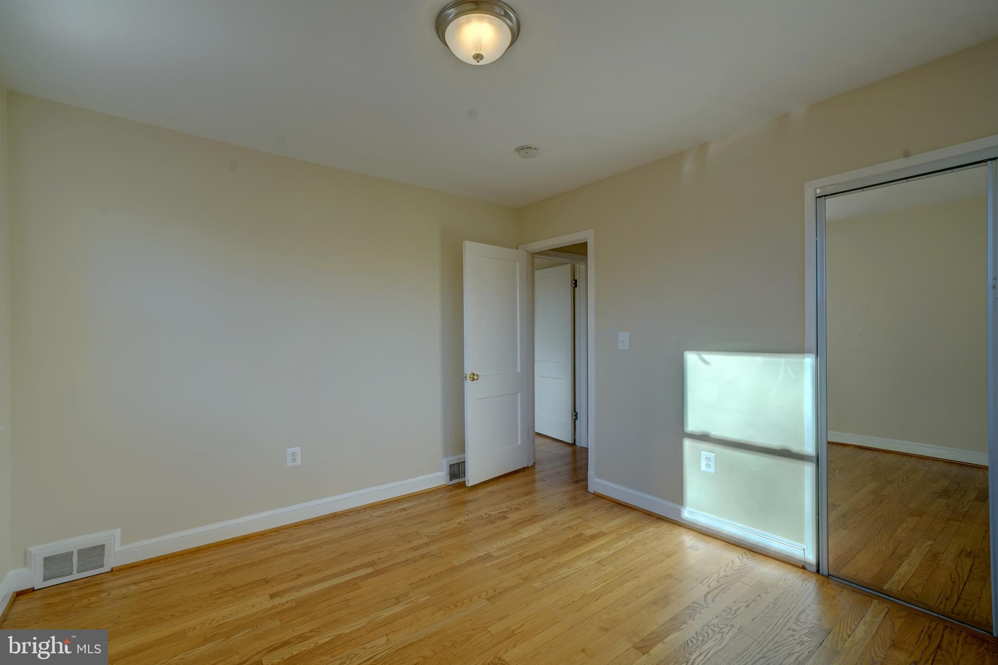 9618 Dilston Road Silver Spring, MD 20903 - Photo 42 of 57