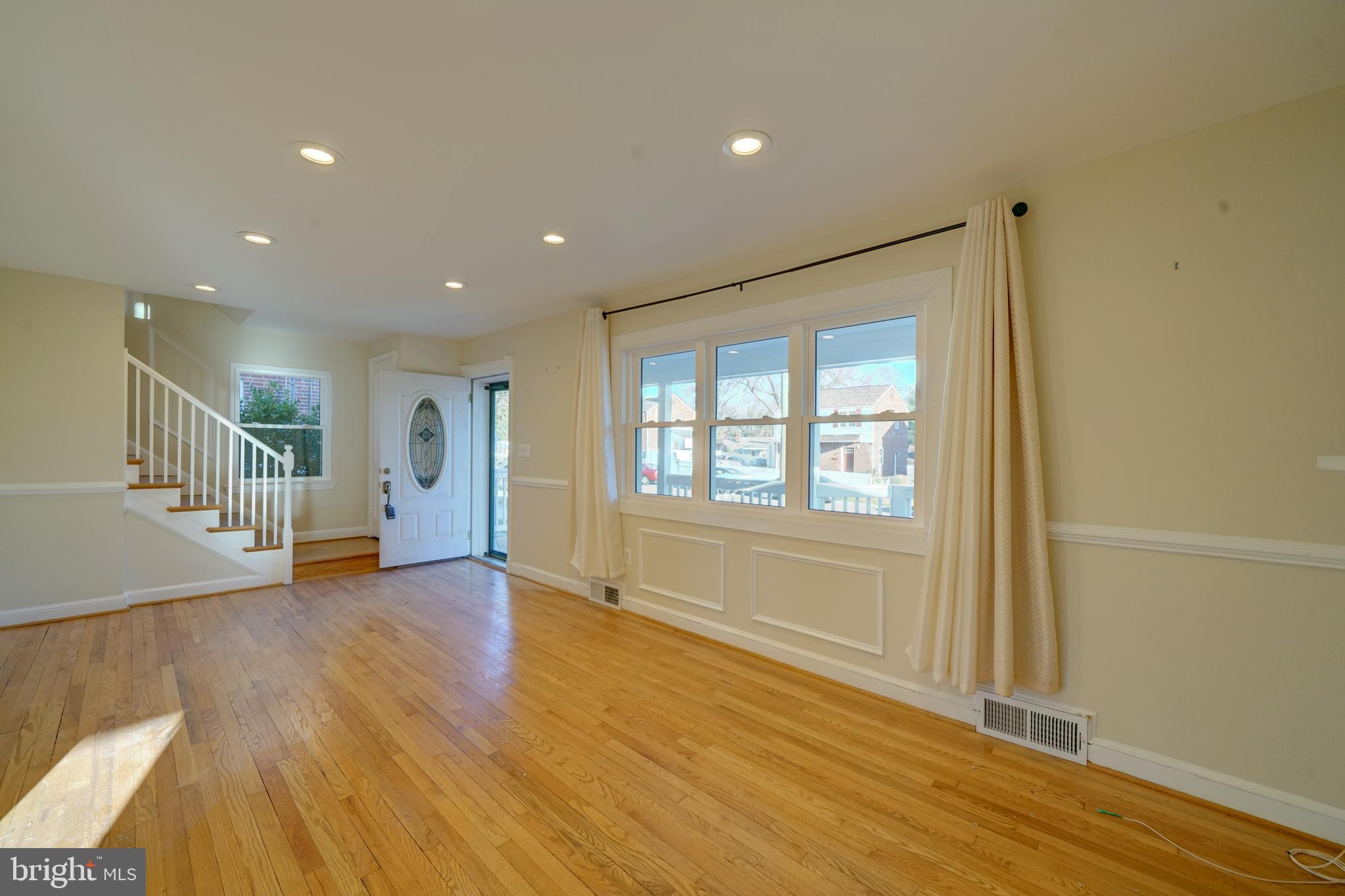 9618 Dilston Road Silver Spring, MD 20903 - Photo 6 of 57