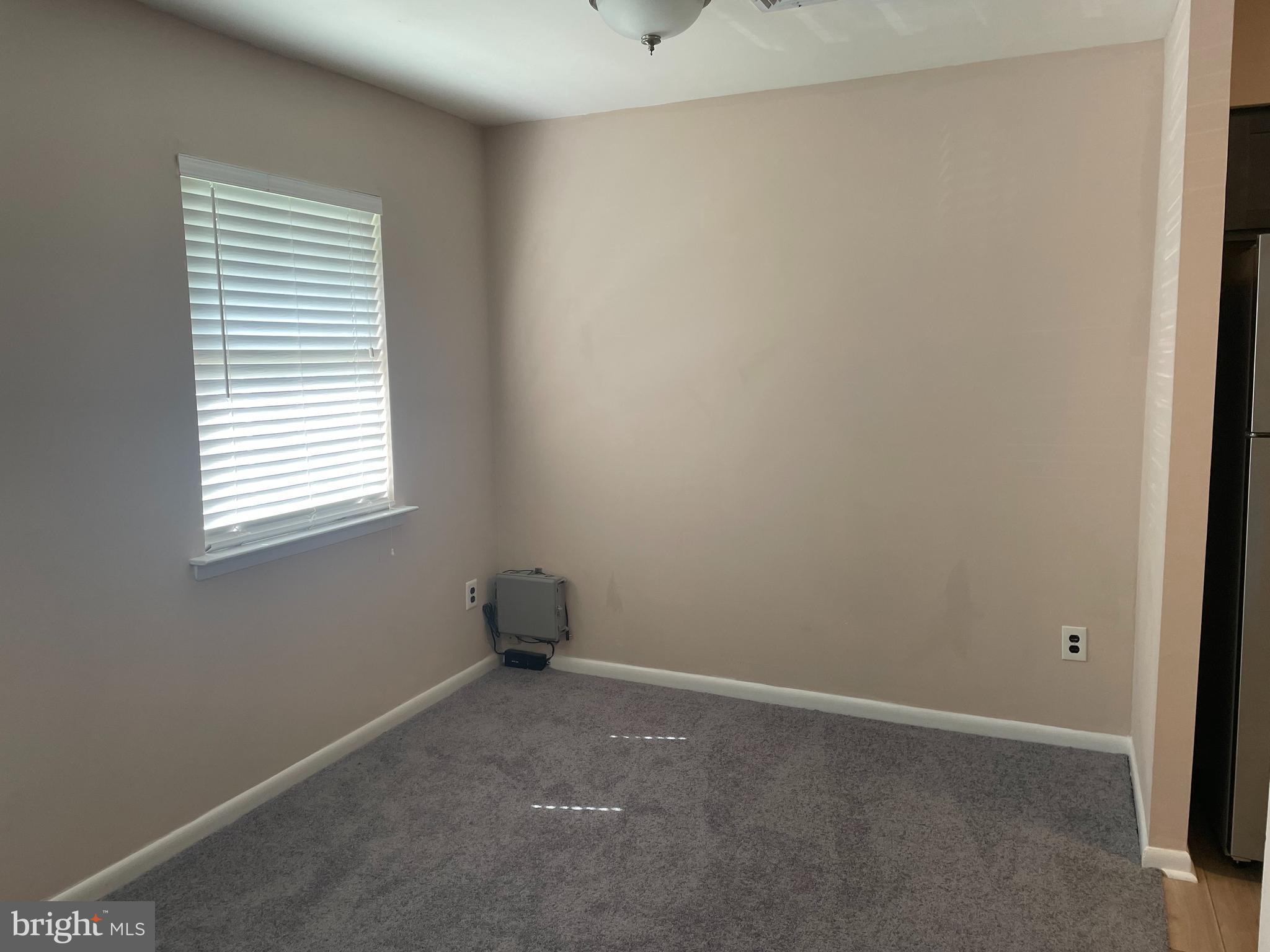 8122 Ryers Avenue Philadelphia, PA 19111 - Photo 5 of 13 Dining Area