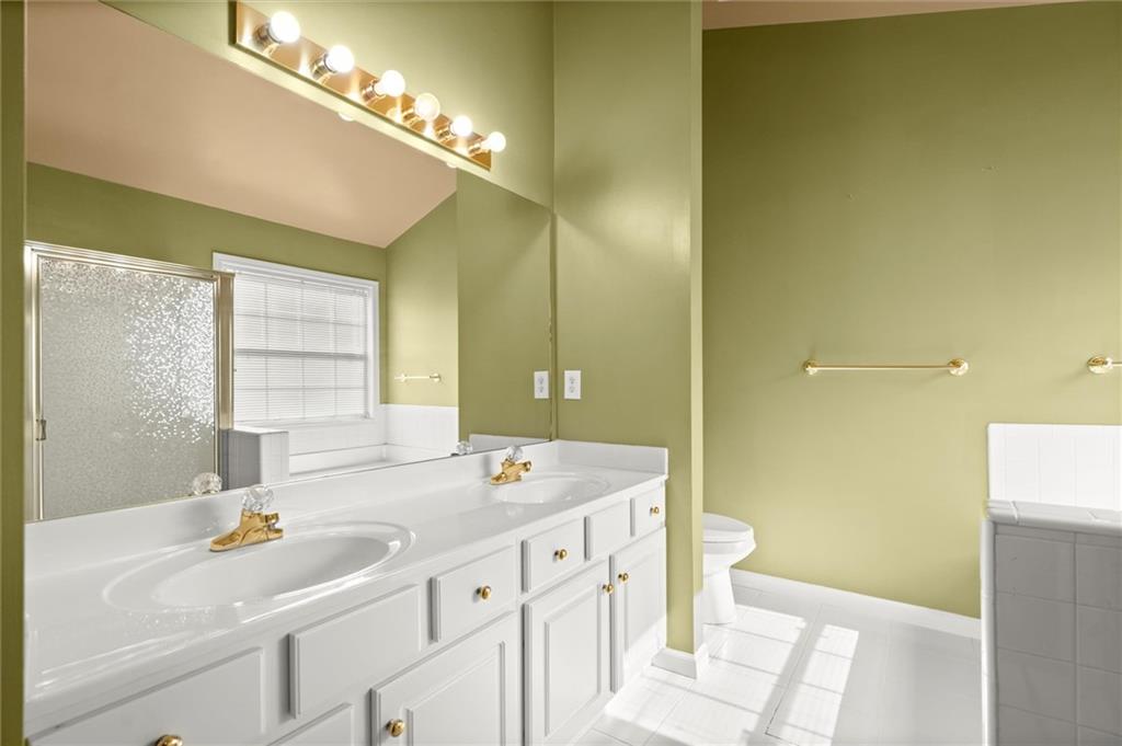 3537 Castle View Court Suwanee, GA 30024 - Photo 22 of 38