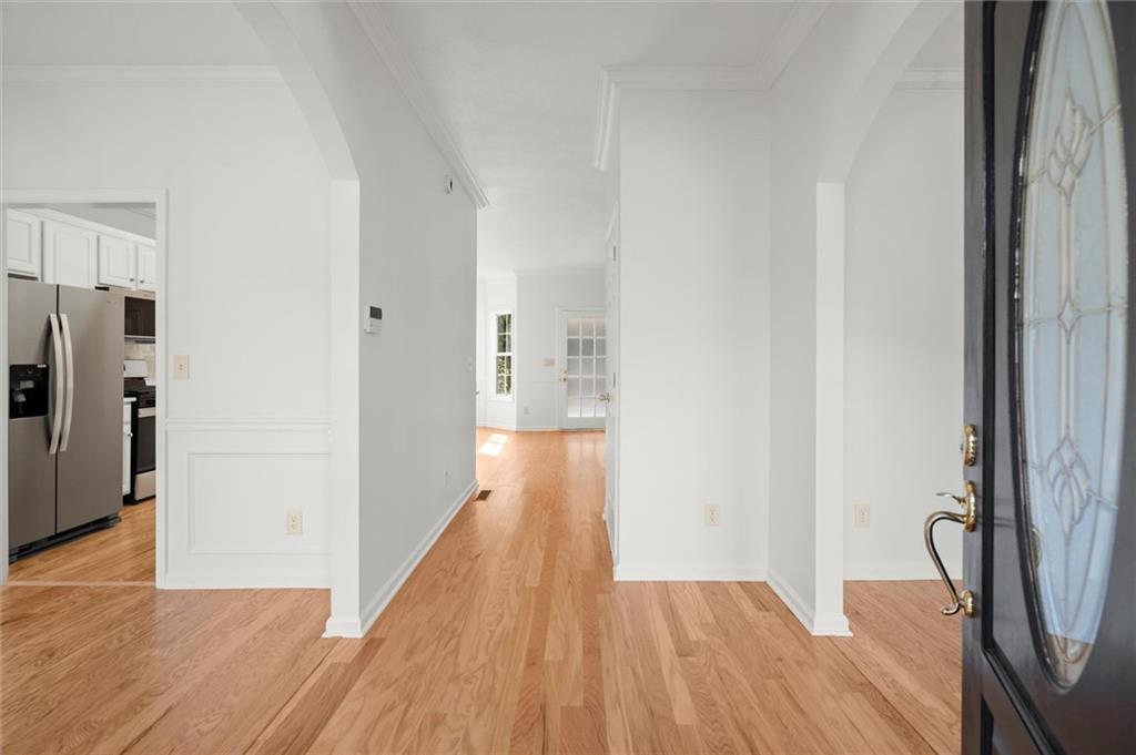 3537 Castle View Court Suwanee, GA 30024 - Photo 4 of 38