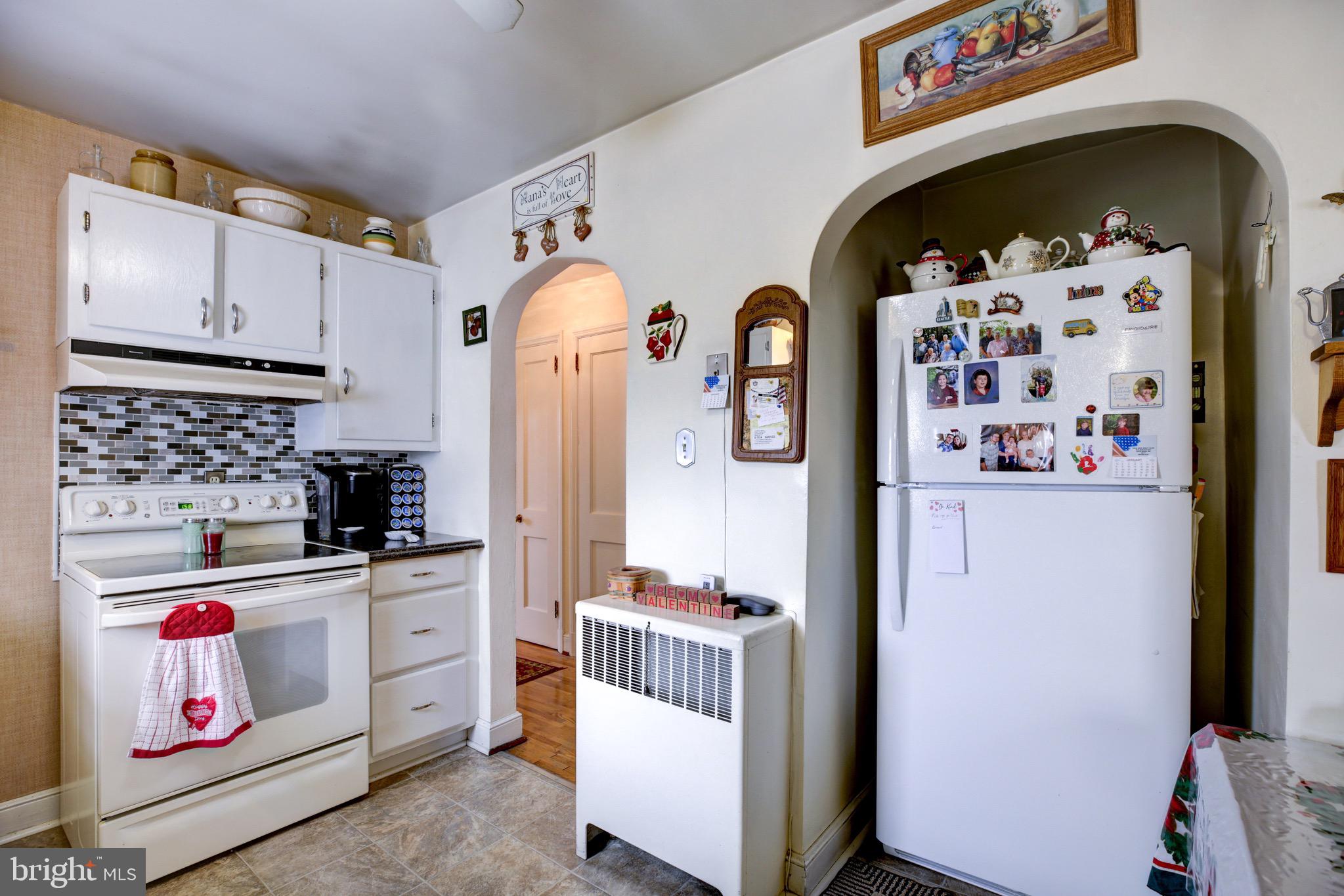 208 Poorhouse Road Winchester, VA 22603 - Photo 12 of 44 Gallery Image 12