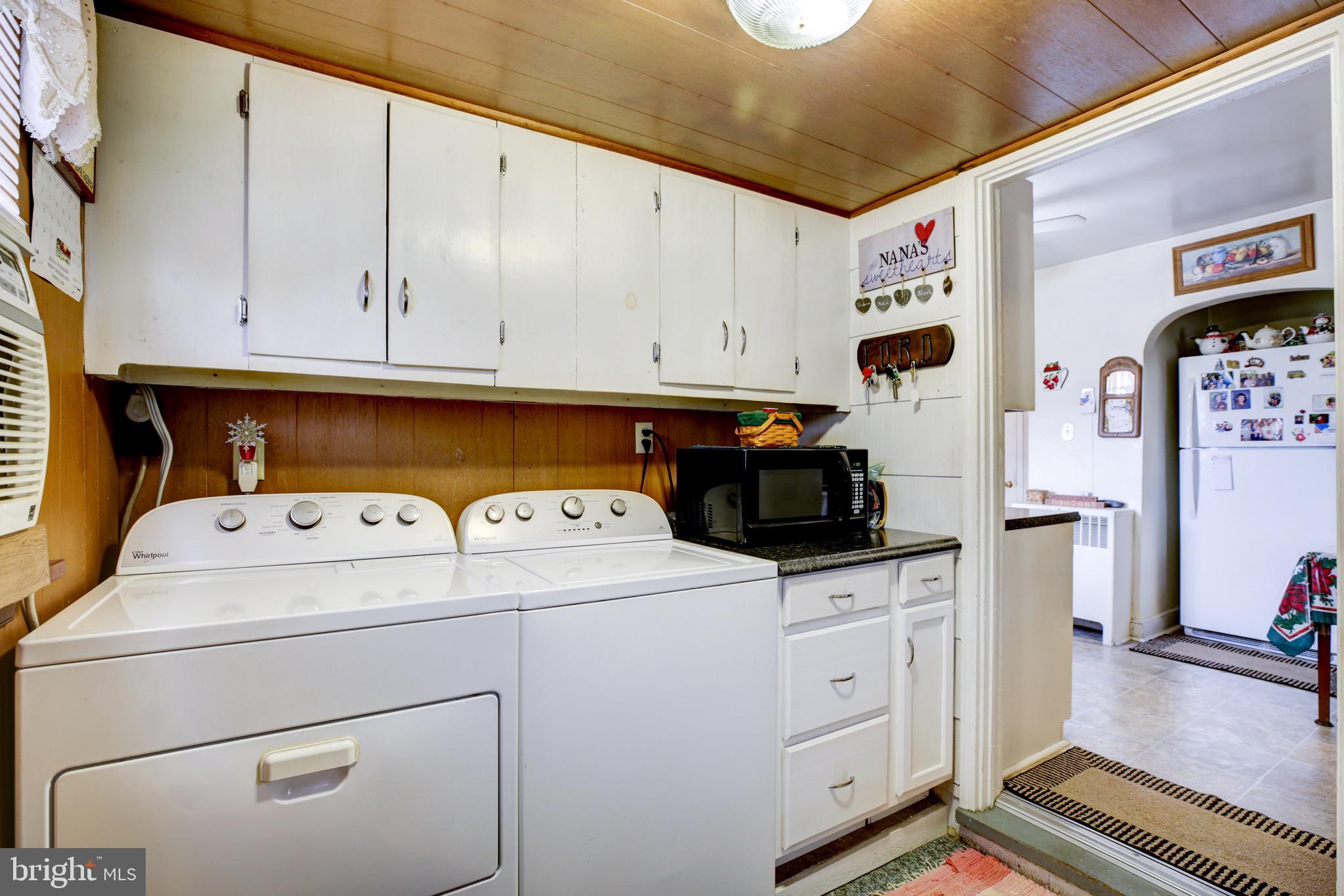 208 Poorhouse Road Winchester, VA 22603 - Photo 13 of 44 Gallery Image 13
