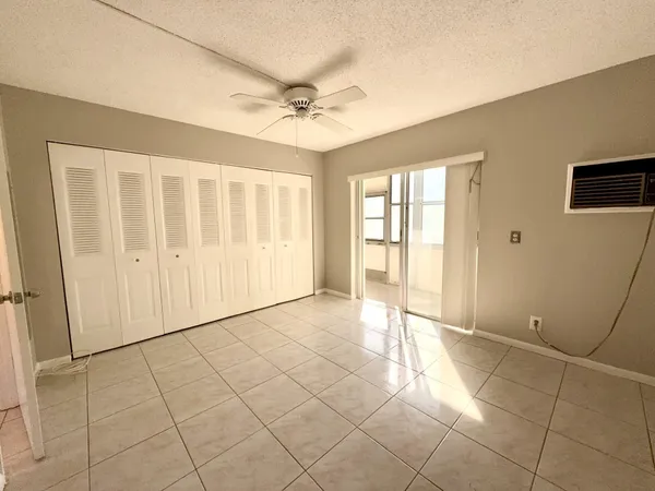 $1,500 | 166 Sussex I, West Palm Beach, FL 33417