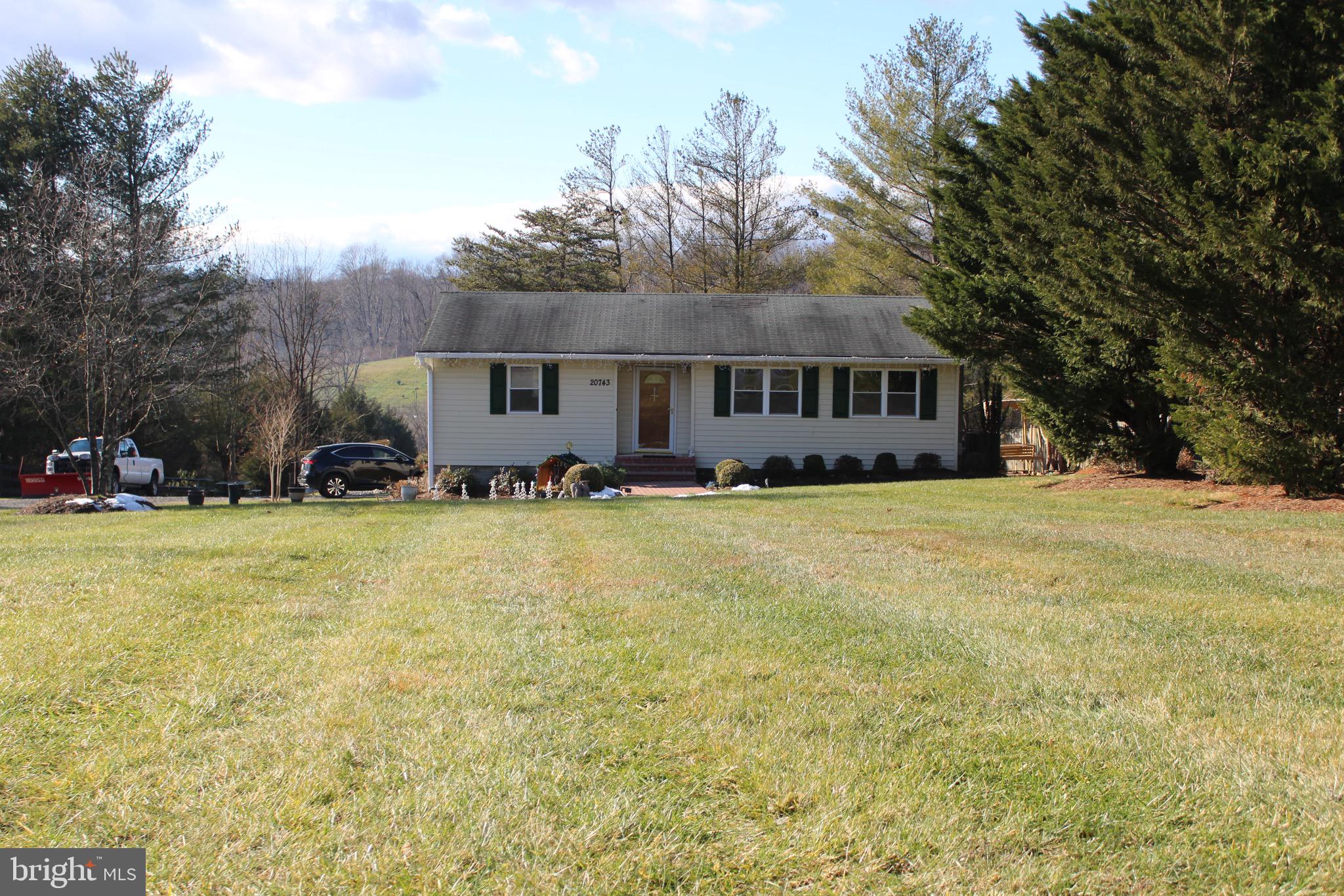 20743 Gleedsville Road Leesburg, VA 20175 - Photo 2 of 4 Gallery Image 2