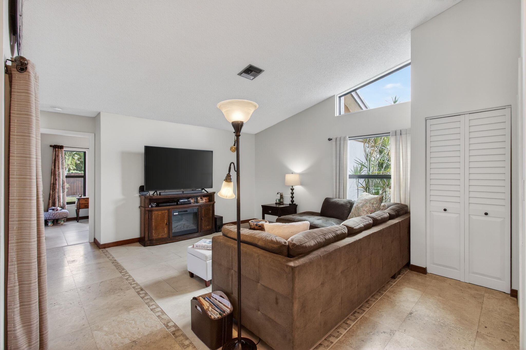 11457 Country Sound Court Boca Raton, FL 33428 - Photo 7 of 112 9-web-or-mls-DSC_8220